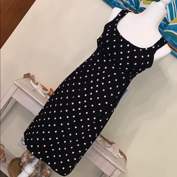 Ann Taylor Dresses & Skirts - Super Comfy Ann Taylor blk/white polkadot dress!